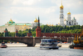 Я шагаю по Москве
